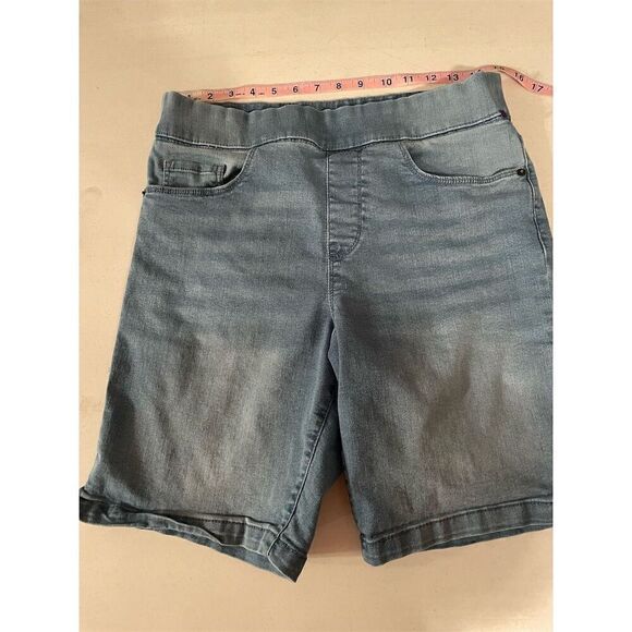 DKNY Pants - *3/$15 DKNY Women's Shorts Size M Blue Denim Casual Summer Stretch